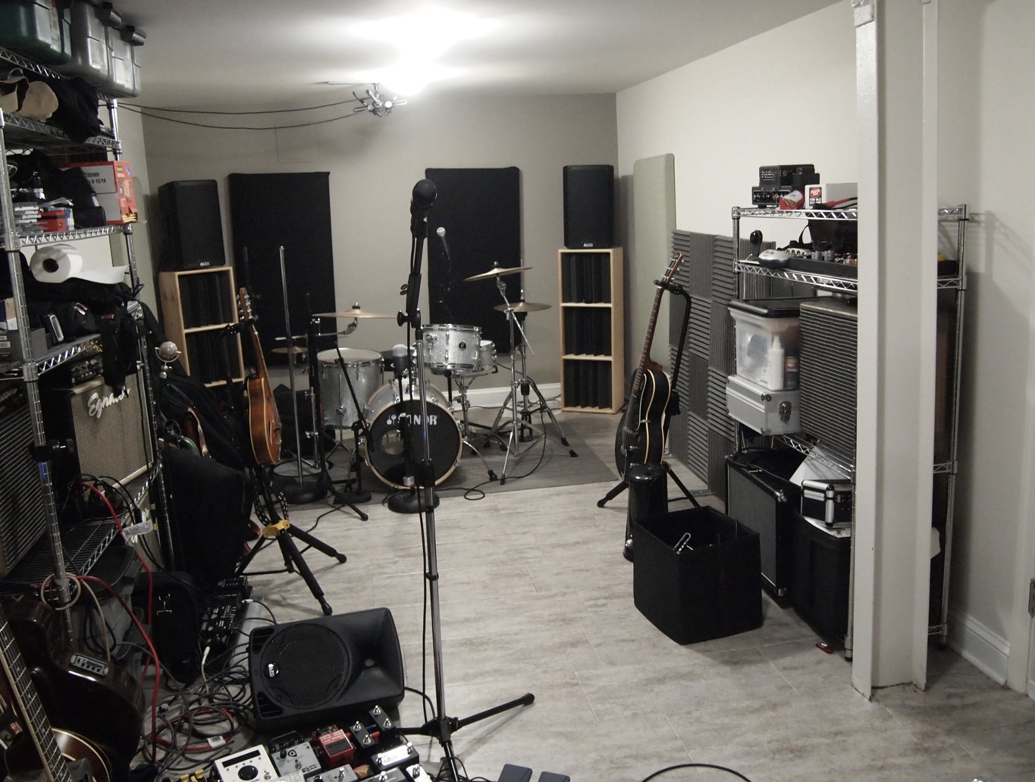 studio_drums.jpg